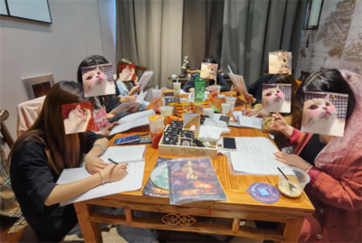 密室逃脱向左,剧本杀向右,狼人杀踟蹰不前